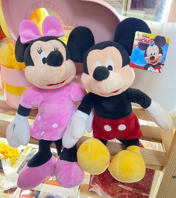 Peluche Mickey y Minnie Mouse - ¡El clásico de Disney!