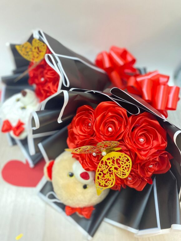 Ramo de rosas eternas - Imagen 2