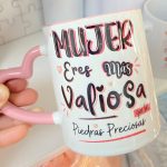 Sorprende románticamente