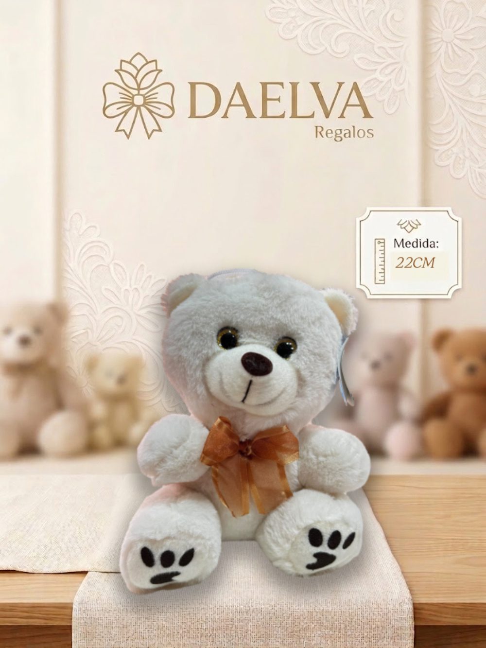 Peluche Oso Blanco Suave con Huellas Bordadas y Lazo Bronce