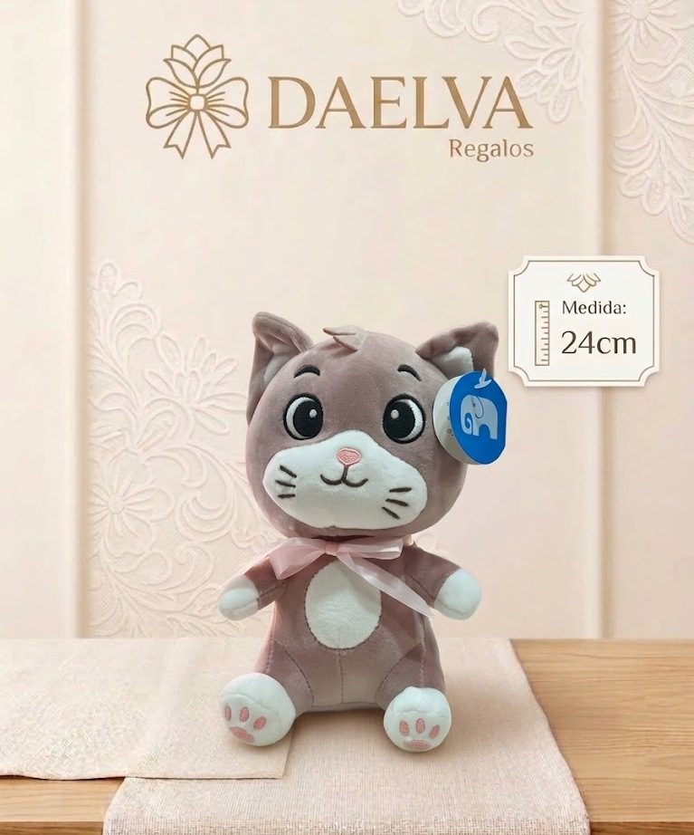 Peluche Gato Marrón Suave con Lazo
