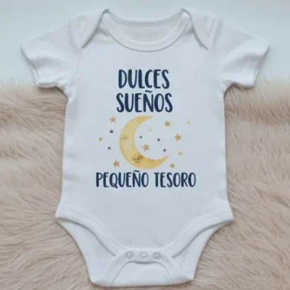 Body de algodón para bebé con diseño original y mensaje tierno para padres primerizos