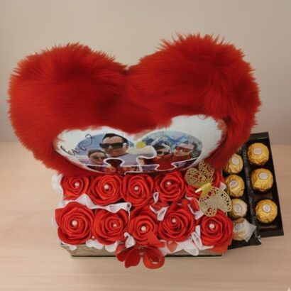 Cojín y rosas