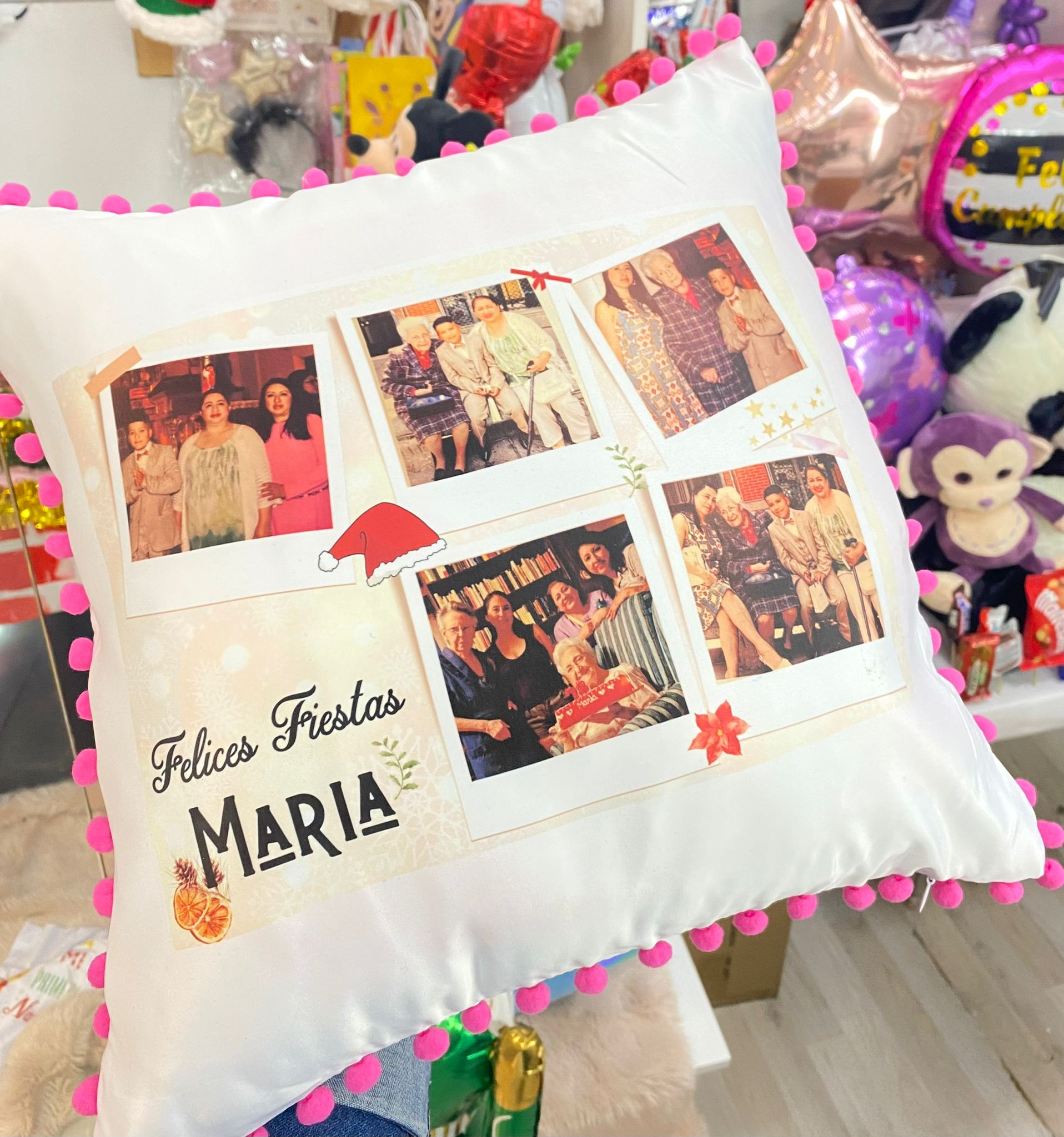Cojín personalizado con diseño de bordes rosas