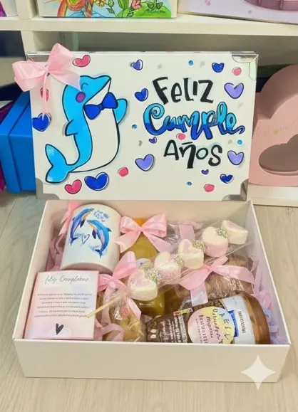Desayuno sorpresa personalizado feliz cumpleaños más cerca