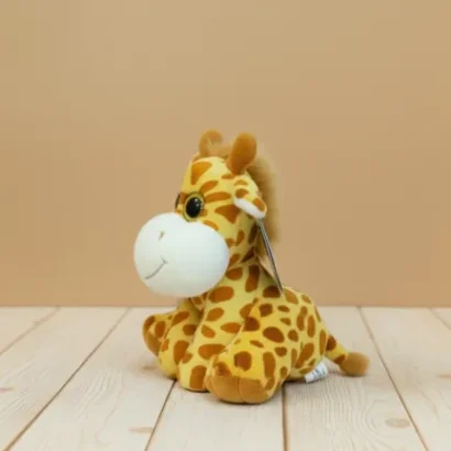 peluche de jirafa adorable pequeño