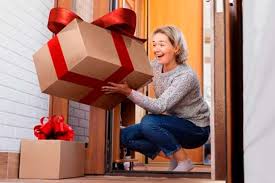 Reparto Tienda de regalos en Mironcillo