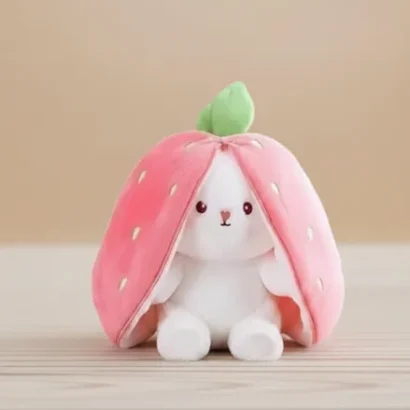 juguete de peluche de conejo de fresa