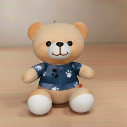 peluche osito con ropa azul y estampado de panda